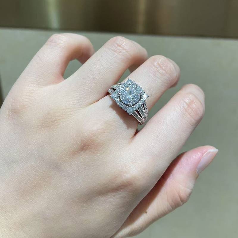 豪华满钻Women's RingS925银镀白金定制选款主石Moissanite2.0ct/副石高碳钻